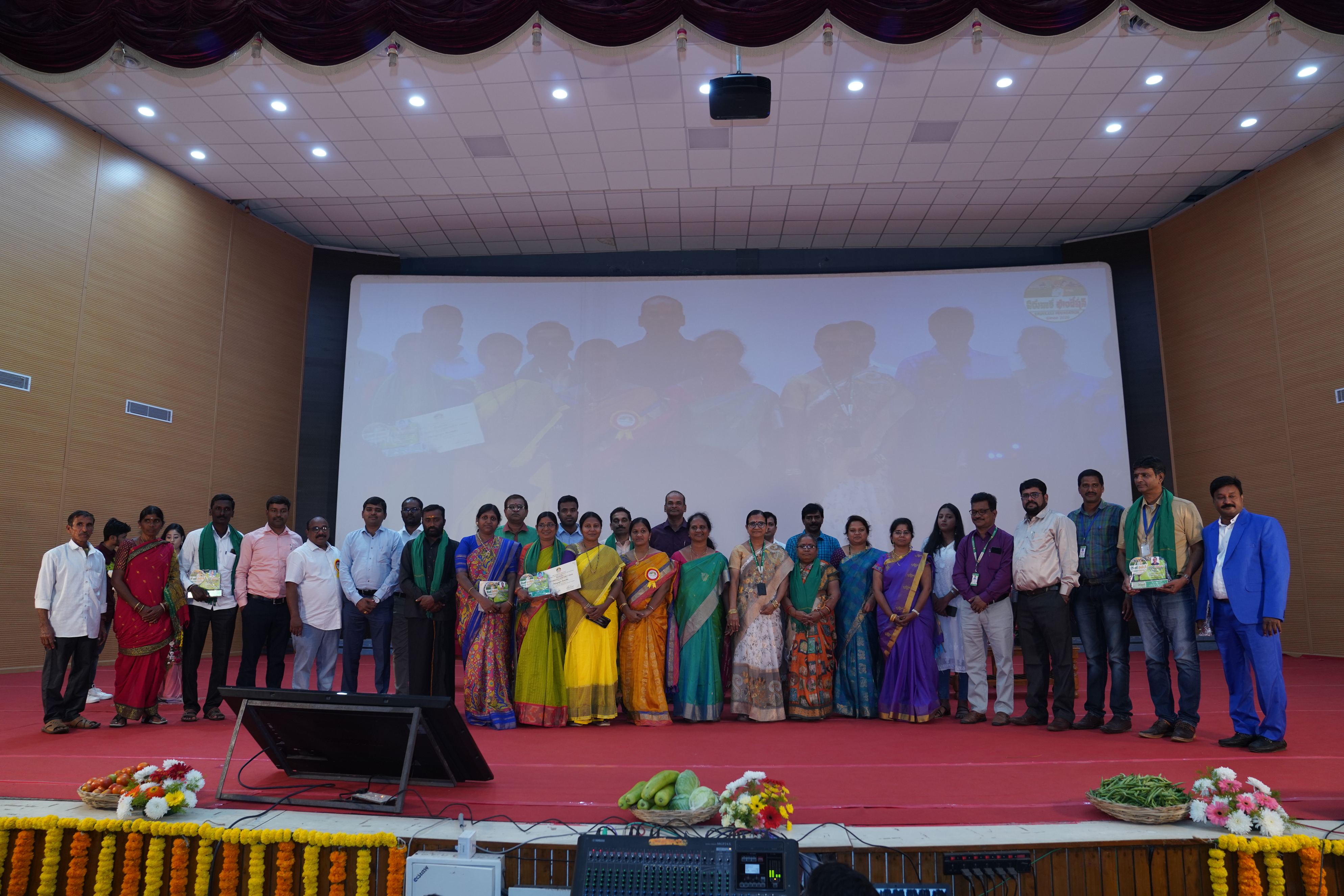 Lighting of the ceremonial lamp at the Eruvaaka Foundation Annual Awards of Excellence in Agriculture 2022